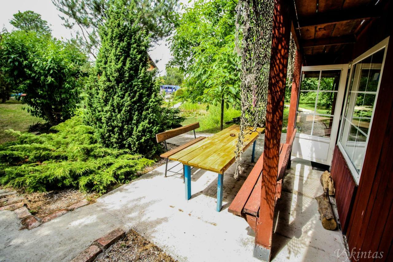 Rusnietis Guest House Bagian luar foto